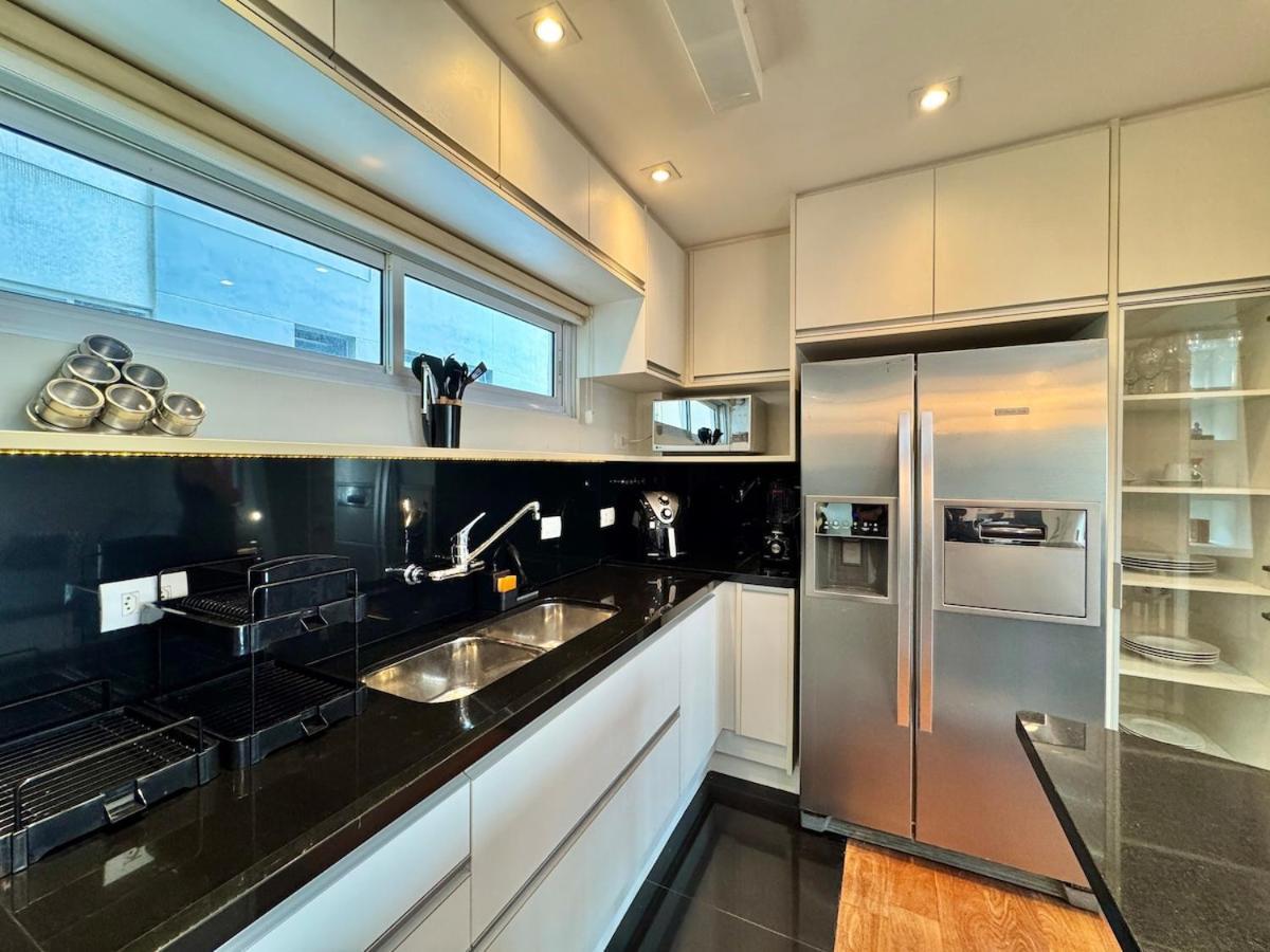 Apartamento Moderno E Luxuoso Na Oscar Freire *