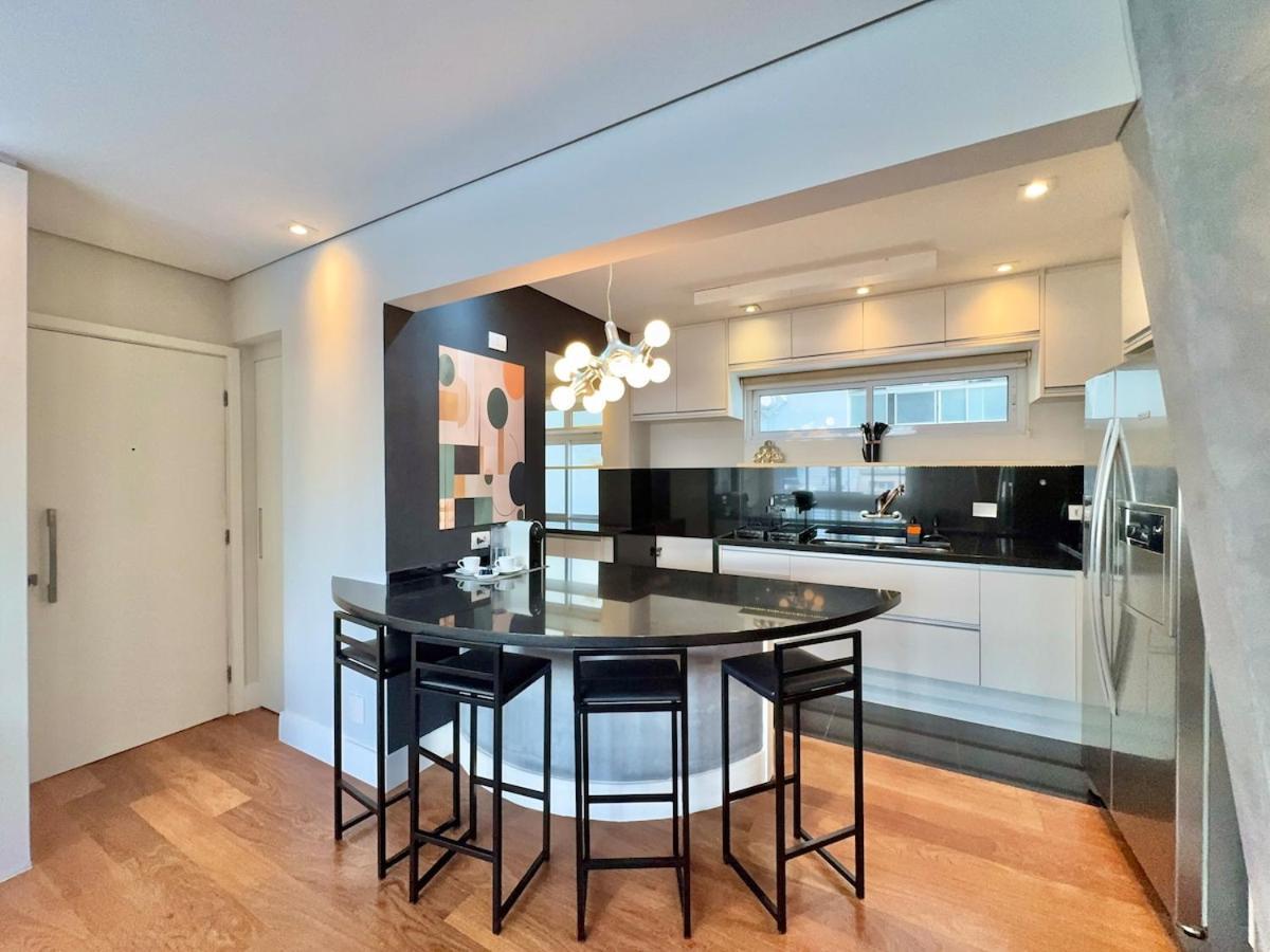 Apartamento Moderno E Luxuoso Na Oscar Freire *